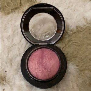 MAC Cosmetics Mineralize Blush - “Gentle”